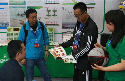 祝贺雨林参展4月教育“两会”圆满成功